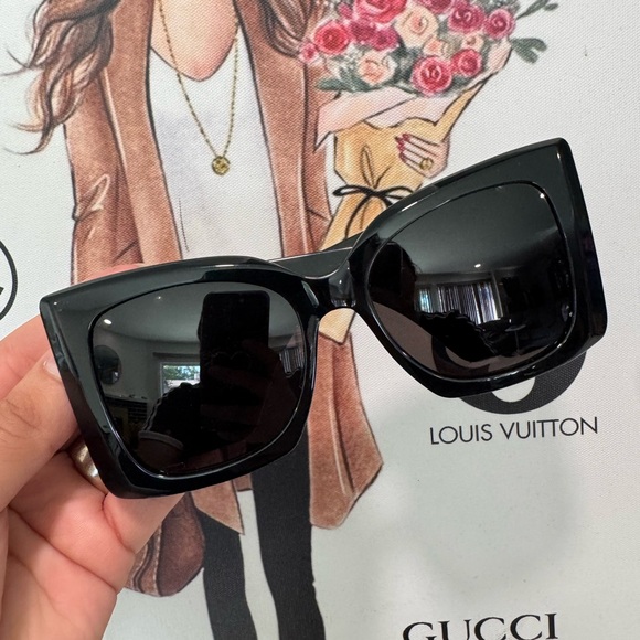 SALE🤍Yves Saint Laurent blaze logo Black Sunglasses - Picture 12 of 16